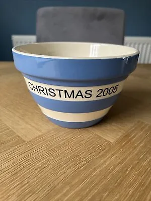 Buy T G Green Cornishware Special Edition Christmas 2005 Pudding Bowl ￼ • 19.99£