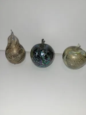 Buy 3 Small Isle Of Wight  Paperweights • 48£