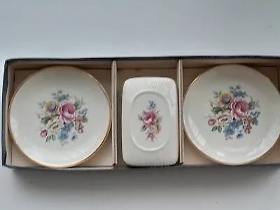 Buy Lord Nelson Pottery  Lidded Trinket Dish  & 2 Sm Plates Pink  And Blue Flowers • 11.50£