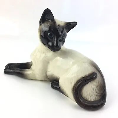 Buy BESWICK Siamese CAT Seal Point Model 1558B  Lying Facing Left Excellent • 20.84£