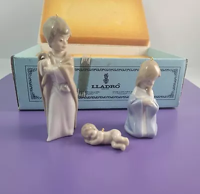Buy Lladro Mini Sagrada Familia #5.657 Ornaments Holy Family Nativity With Box Baby • 57.53£