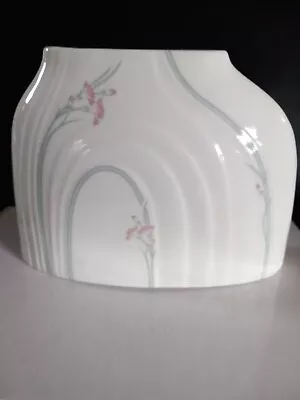 Buy Royal Doulton Impressions By Gerald Gullotta Carnation Vase • 8£