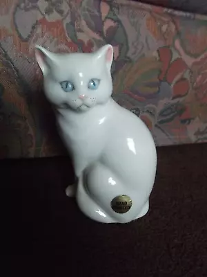 Buy UNUSUAL 1970s WHITE POTTERY CAT 4 1/2  (11.5cm) MADE In BRITAIN • 12£
