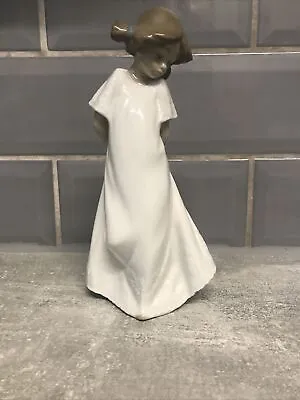 Buy Lladro Nao Figurine - So Shy 1109 • 14.90£