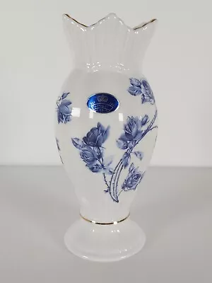 Buy Aynsley Elizabeth Rose Blue And White Vase • 17£
