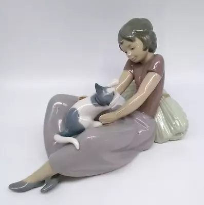 Buy LLADRO NAO Girl Playing With Kitten Ornament #760 1981 (Retired) MINT • 64.95£