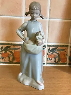 Buy LLadro/Nao Girl With Pig Tails & Cats In Apron - Made In Spain -Pink Shoes -2ND? • 28£