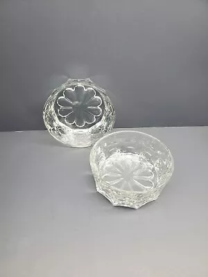 Buy Set Of 2 Vtg Clear Glass Bowls Flower Pattern  • 18.24£