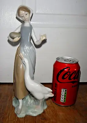 Buy Lladro Figurine ~ Girl Feeding Her Goose ~ 1052 ~ 1st ~ Slightly A/F • 9.99£