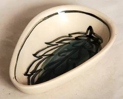 Buy Vintage Tear Drop Shaped Pin Tray - Cromarty Pottery • 9£