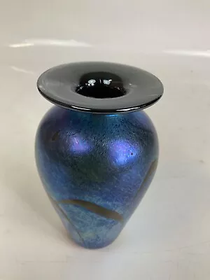 Buy Stunning Isle Of Wight Alum Bay Blue Lustre Glass Small Vase • 19.99£