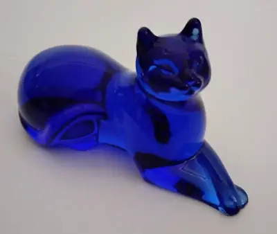 Buy FRANKLIN MINT Curio Cabinet Cat COBALT BLUE Figurine 1985 Perfect Condition -A33 • 26£