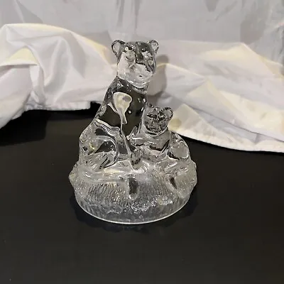 Buy Royal Crystal Rock LEAD CRYSTAL - LIONESS AND CUB ORNAMENT • 10£