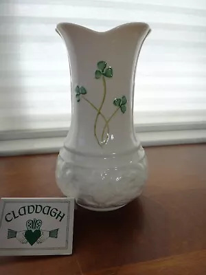 Buy Vintage Belleek Vase 6  1992 Dublin Ireland • 43.29£