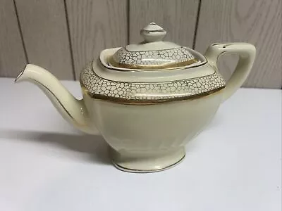 Buy Vintage Hall 118 4 Cup Tea Pot W/Lid Ivory With Gold Trim Made In USA • 38.57£