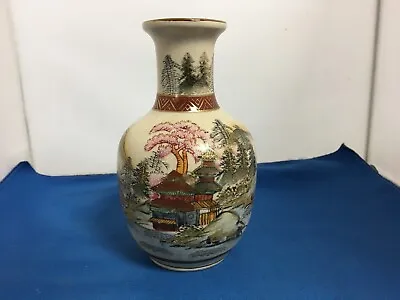 Buy Japanese Satsuma Vase • 11.30£