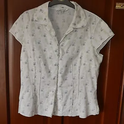 Buy Laura Ashley Ladies Short Sleeve Summer Blouse, Size 16, Cream/Green, Flowers • 6.99£