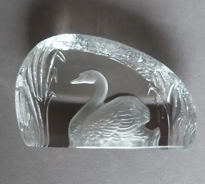 Buy Wedgwood Crystal Wild Bird Paperweight - Swan  • 9.99£