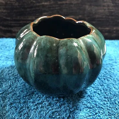 Buy Vintage Blue Mountain Pottery Decorative Small Ridged Bowl(11cm) • 8£