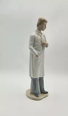Buy Lladro Nao 13.25  Porcelain Doctor Statue Figurine - Retired - Made In Spain • 57.63£