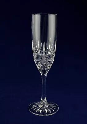 Buy Edinburgh Crystal “TAY” Champagne Glass / Flute – 21cms (8-1/4″) Tall - 1st • 24.50£