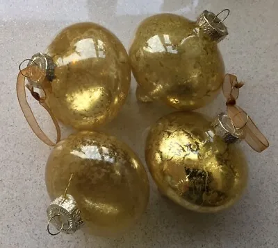 Buy 4 Gold Coloured Onion Shaped Glass Christmas Tree Baubles  • 7£