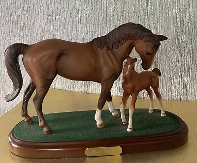 Buy ROYAL DOULTON HORSE FIRST BORN MARE & FOAL No. DA 182 CHESTNUT MATT PERFECT  • 125£