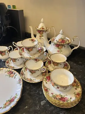 Buy Royal Albert Bone China Old Country Roses Collection C1962 • 850£