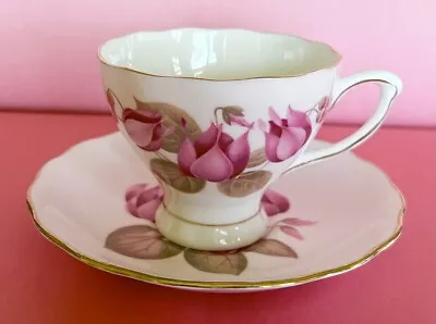 Buy Vintage COLCLOUGH England Bone China WATER LILY Floral Pattern CUP & SAUCER SET • 18.97£