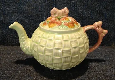 Buy Shorter & Son Ltd Green Woven Basket Teapot With Ribbon Handle Strawberry Lid • 13.99£