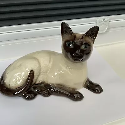 Buy ROYAL DOULTON Possibly.No Stamp. SIAMESE CAT SITTING Stamp Number On Base 1559 • 6.25£
