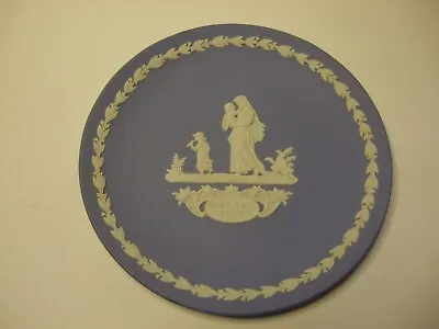 Buy Wedgwood Mother Plate 1974 – Pale Blue Jasperware With Original Box • 24£