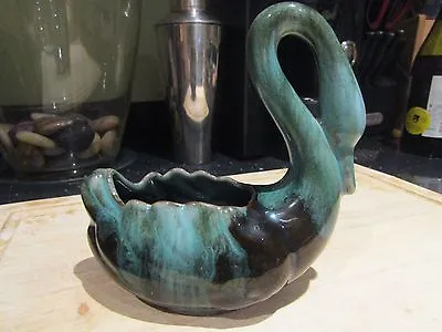 Buy Gorgeous Blue Mountain Pottery Swan From Ontario, Canada With Sticker Excellent! • 9.50£