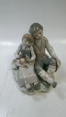 Buy Lladro Figurine, Boy And Girl Sitting With Dog Porcelain Figurine In Used Cond • 9.99£