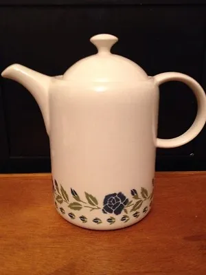 Buy BHS Tableware * Tea/ Coffee Pot Blue/white Hannah Design • 10£
