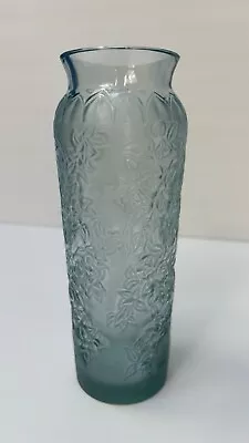 Buy Lalique Blue Crystal Bougainviller Vase • 236.25£