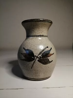 Buy Twentypence Pottery Posy Vase || Wilburton || Beige / Blue / Brown • 8.29£