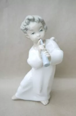 Buy Lladro     Angel With Horn   #4540 • 17£