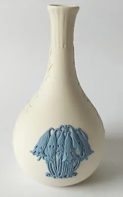 Buy Wedgwood Jasperware Blue White Vase Australian Christmas Bell Flower  • 80£