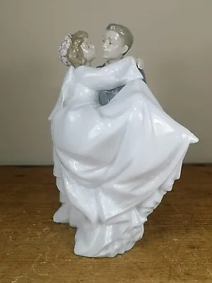 Buy Nao By Ladro, Hand Made Porcelain Figurine Of A Wedding Couple, Bride And Groom • 25£