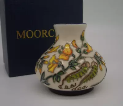 Buy Miniature Moorcroft Carnation Vase By Nicola Slaney (signed By Hugh And Maureen) • 125£