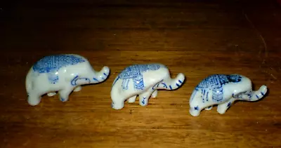Buy Vintage 3  Chinese Miniature Elephants Figurines. Blue & White. • 10£
