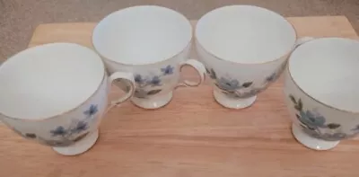 Buy Vintage Queen Anne Bone China Tea Cups X 4 • 6£