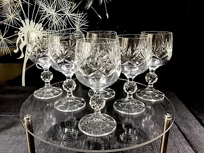 https://www.pips-trip.co.uk/img/7wwAAOSwAG9k1451/6-x-bohemia-lead-crystal-port-dessert-wine-glasses-.webp