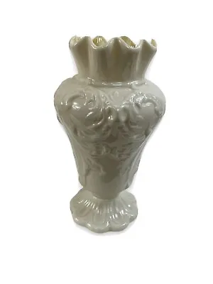 Buy Belleek Irish Porcelain Vase 7 1/8  Rathmore • 20.14£