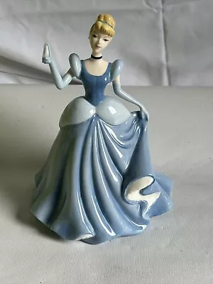 Buy Royal Doulton Disney Princess CINDERELLA WITH SLIPPER Figurine DP9 - Box + Cert • 39.99£