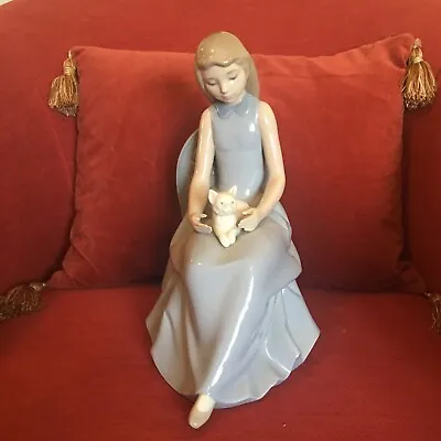 Buy A Lladro Zaphir Ceramic Figurine - Perfect Condition; Lady Seated With A Cat • 22£