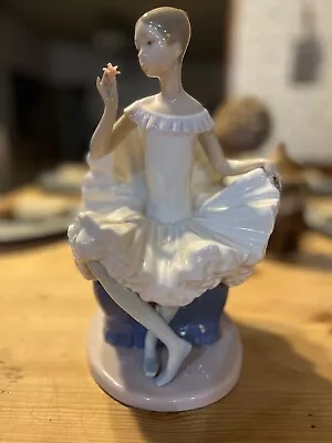 Buy Lladro A Dream Come True Sitting Ballerina In Blue Chair. Pre-owned • 144.44£