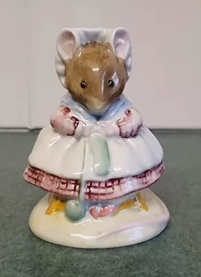 Buy Beswick Beatrix Potter The Old Woman Who Lived' In A Shoe Knitting 1983  Figure  • 14.99£