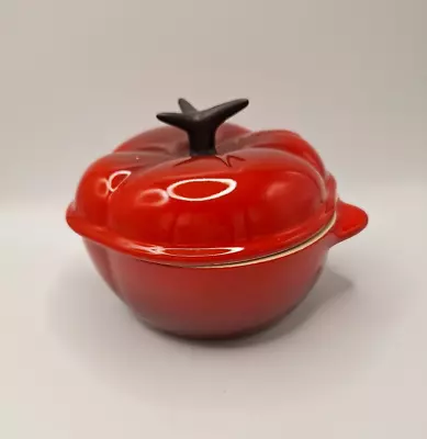 Buy Le Creuset Stoneware Tomato Pot With Lid • 22.99£